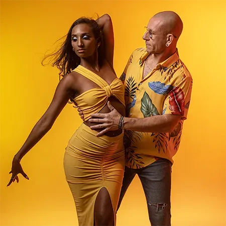 Couple Homme caucasien Femme métissée réunionnaise - Saint-Just & Emma - Bachata Réunion