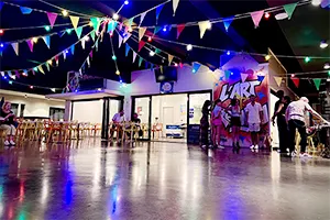Restaurant Le B'Arts (Cour de la Cité des Arts) à Saint-Denis de La Réunion - Saint-Just & Emma - Bachata Réunion